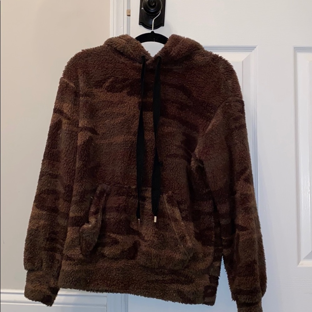 Fleece camo hoodie